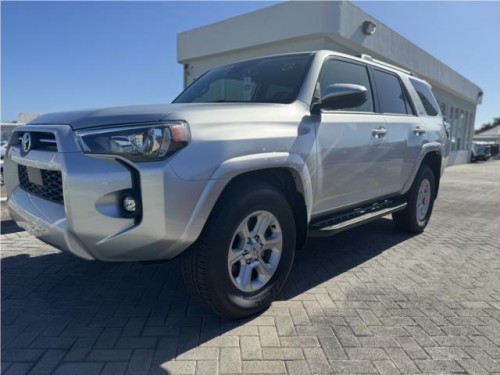 Toyota 4Runner SR5 2023 NUEVA