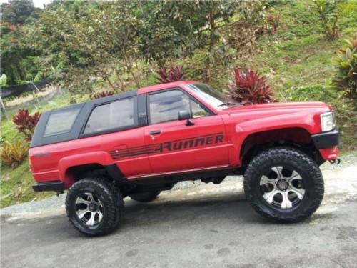 Toyota 4runner 22r 87