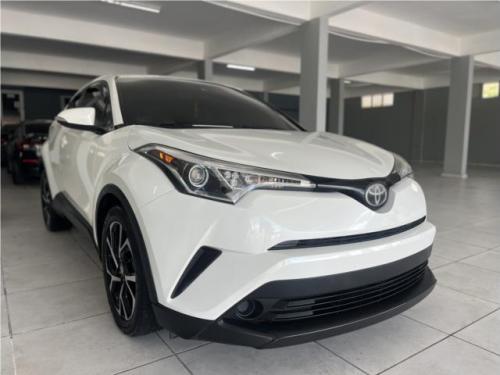 Toyota CHR 2019 Blanca Perla 40k