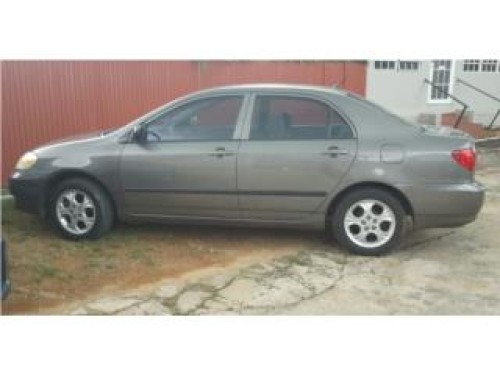 Toyota Corolla 2003 $6,800