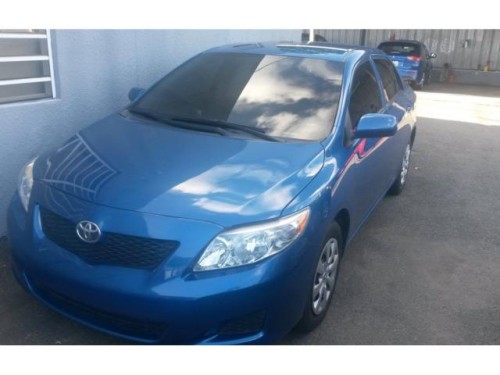 Toyota Corolla 2013 azul Como Nuevo