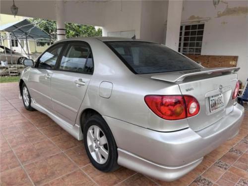 Toyota Corolla S 2003, marbete al dÃ­a,