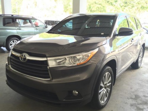 Toyota Highlander 2014 XLE 4WHEEL DRIVE