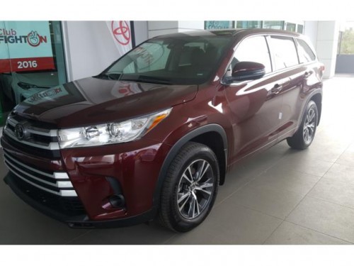 Toyota Highlander LE 2017 $389 mens