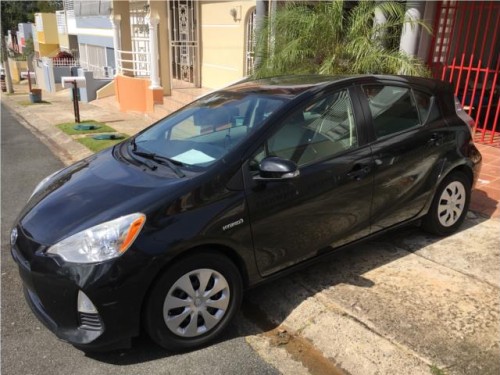 Toyota Prius C 2012