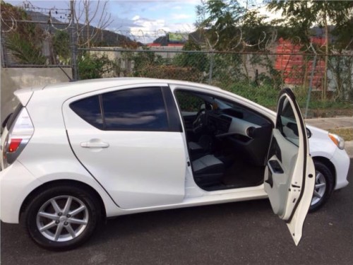 Toyota Prius C 2012