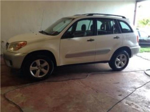 Toyota RAV4 $8500 2005 75000 millas