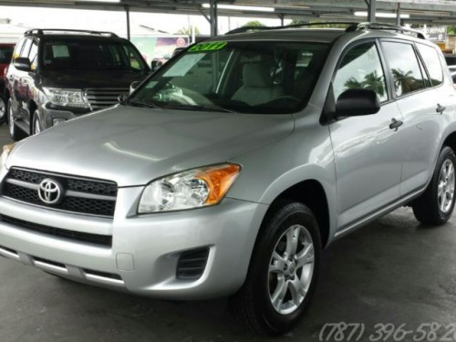 Toyota RAV4 del 2011.