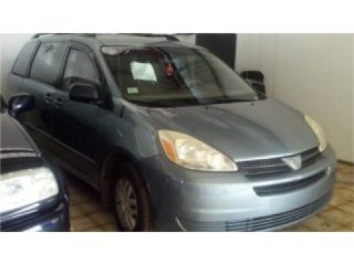 Toyota Sienna 2005