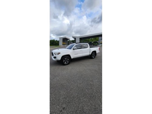 Toyota Tacoma 2017 $27,500 Excelentes condici