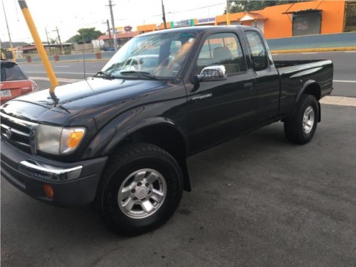 Toyota Tacoma 4x4 $11,995.00