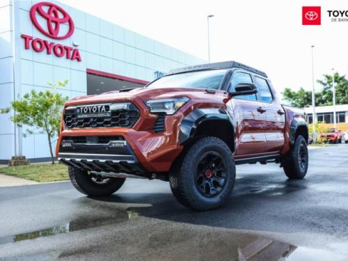 Toyota Tacoma TRD PRO 2024