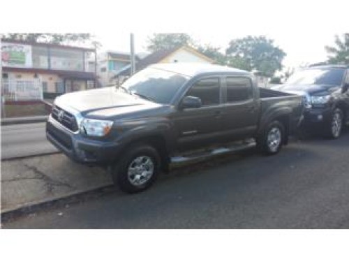 Toyota Tacoma sr5 2012