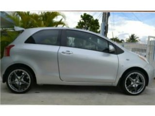 Toyota Yaris 2007 $5,999 fijo-poco millaje