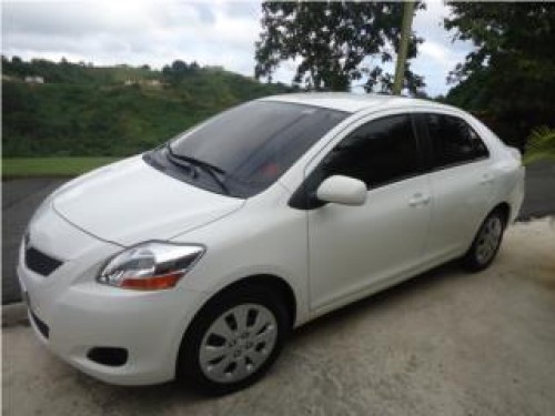 Toyota Yaris 2011