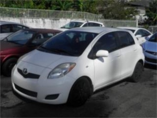 Toyota Yaris 4PtaBlanco 2009