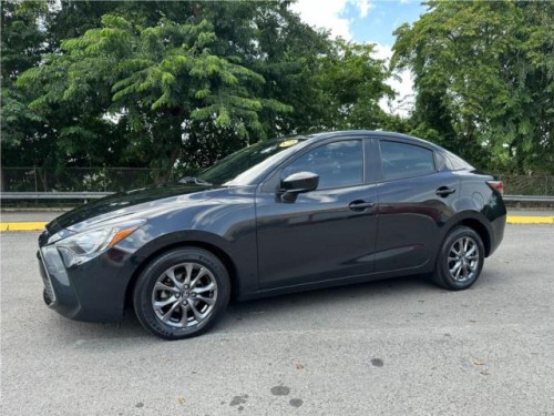 Toyota Yaris Sedan 2018 standard