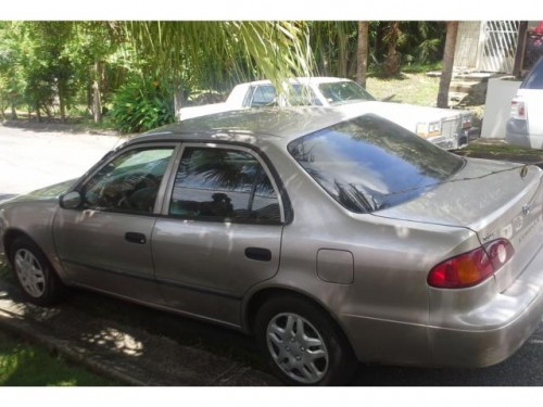 Toyota corolla 2002 Ce con poco millage