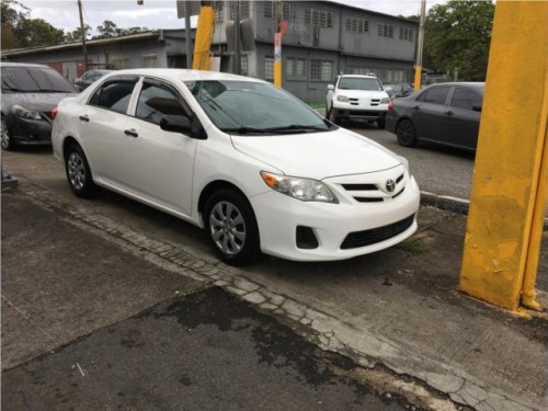 Toyota corolla 2011 automatico $10,000