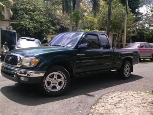 Toyota tacoma 2002 cab 12 $8,500.