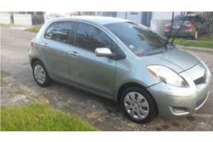 Toyota yaris hatchback 2009 se vende cuenta