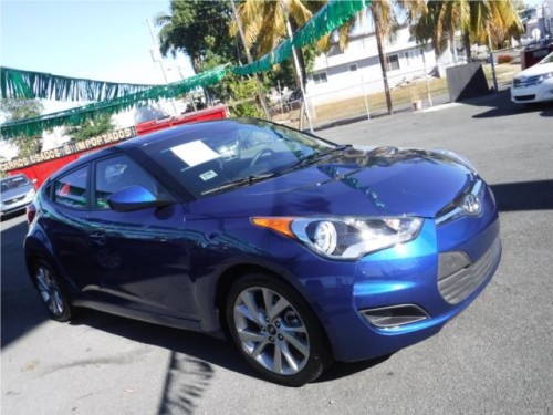 VELOSTER COMO NUEVA