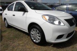 VERSA 2014 ECONOMICO