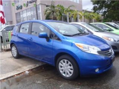 VERSA 2014 NOTE AZUL