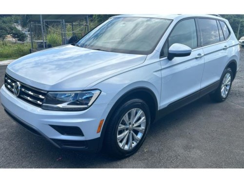 VOLKSWAGEN TIGUAN 2018 POCO MILLAJE