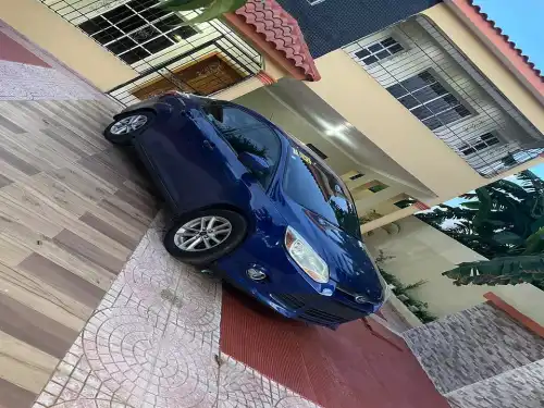 Venta de Carro Ford Focus 2012