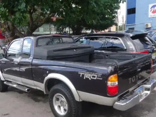 Volkswagen Amarok  2011