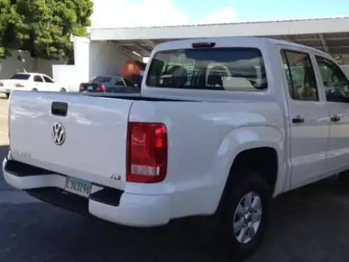 Volkswagen Amarok  2011