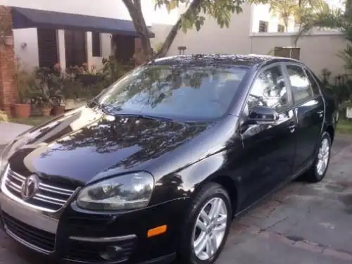 Volkswagen Bora  2009