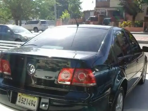 Volkswagen Jetta  2008