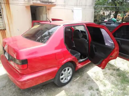 Volkswagen Jetta 1998, 100,000 Ligeramente Negociable