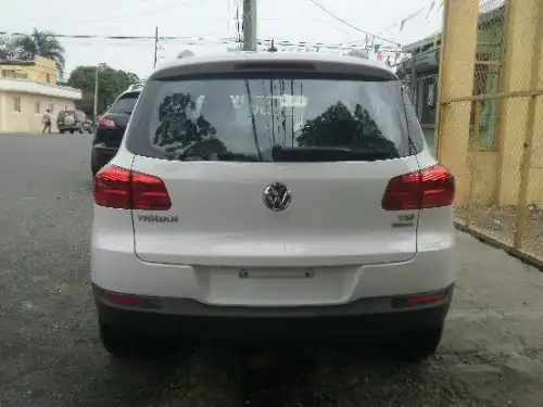 Volkswagen Tiguan TSI 2013