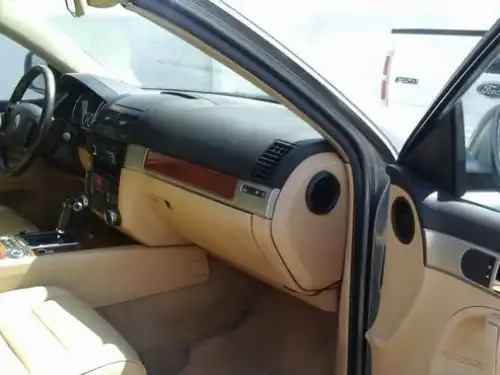 Volkswagen Touareg  2005