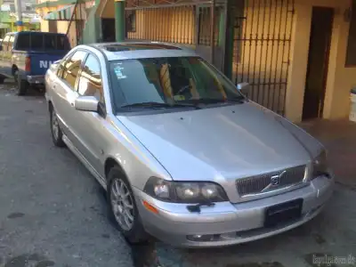 Volvo S40 2002