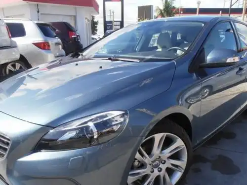 Volvo V 40  2014