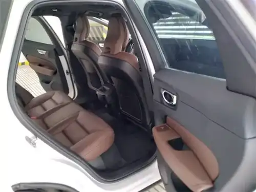 Volvo XC60 2022