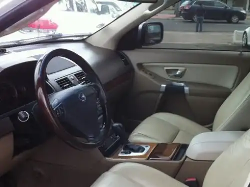 Volvo XC90  2008