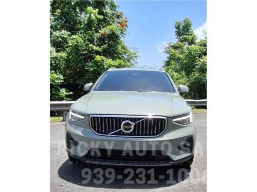 Volvo XC40 B4 Plus Bright Theme 2023