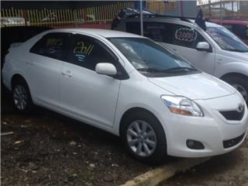 YARIS SPORT TIPO S 2011 sol 30k blanco