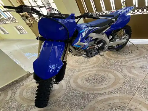 Yamaha Yz450 2020 40 horas de uso. 