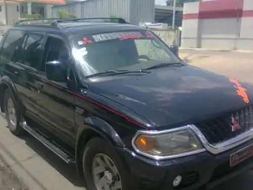 Yipeta mitsubishi montero sport 2000 negra en lede cuatro por cuat 
