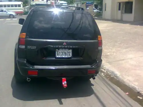 Yipeta mitsubishi montero sport 2000 negra en lede cuatro por cuat 