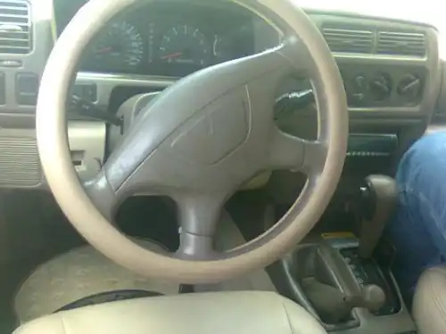 Yipeta mitsubishi montero sport 2000 negra en lede cuatro por cuat 