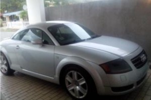 audi 2004