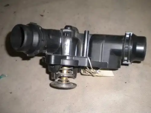 bmw 528i 2000 base de termostato orininal