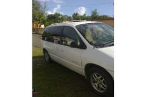 dodge caravan blanca